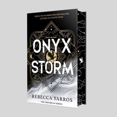 Onyx Storm by Rebecca Yarros (Hard Bound)